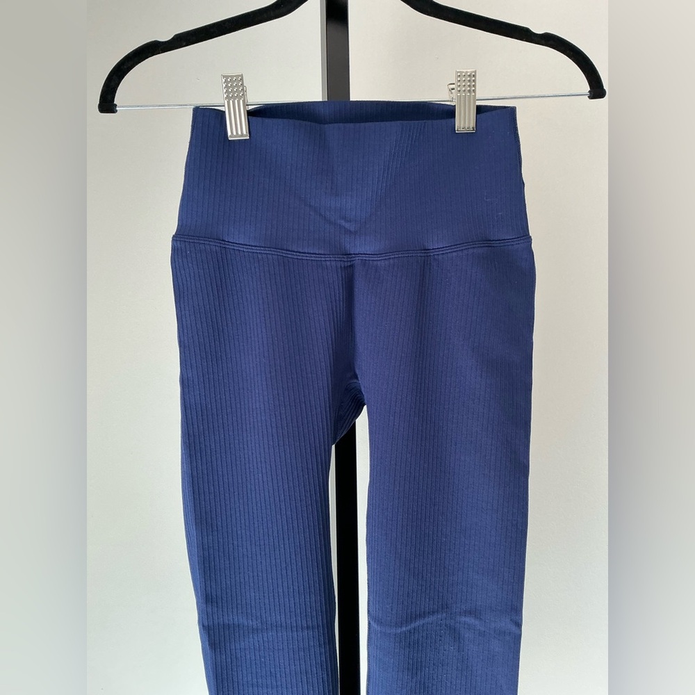 Balance | Athletica Linear Leggings